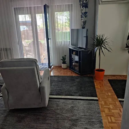 10 Villa